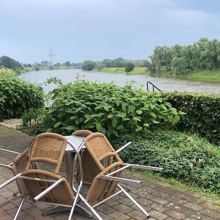 מסיק Thuiskomen, Genieten Aan Het Water מראה חיצוני תמונה