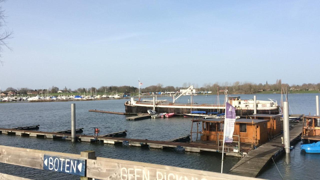 מסיק Thuiskomen, Genieten Aan Het Water מראה חיצוני תמונה